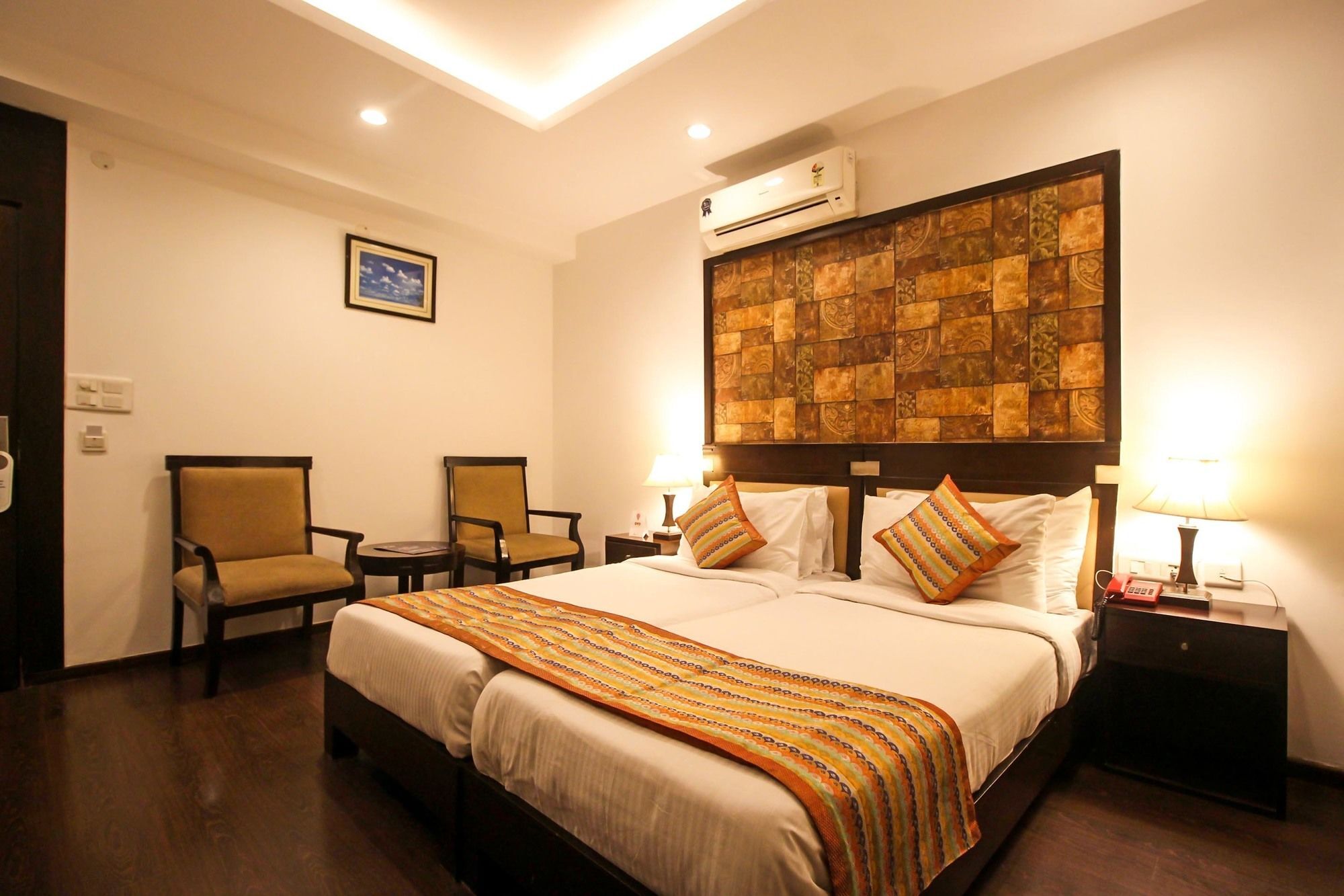 Oyo 9841 The Vivir 1 Hotel Noida Exterior foto